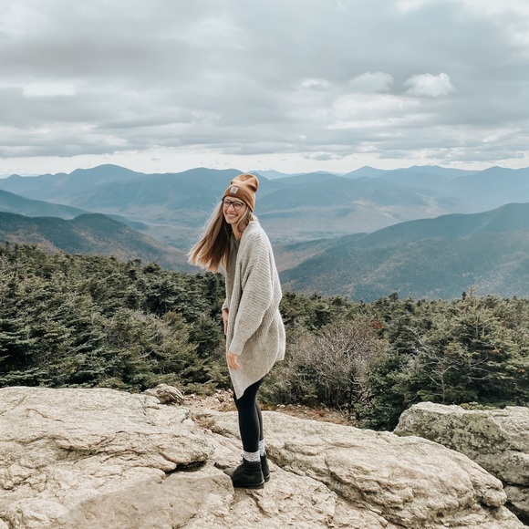 Meet Your Posher, Heather! - Picture 3 of 7